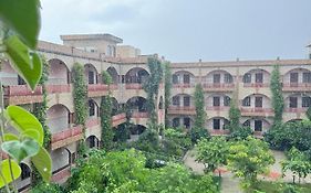 Iskcon Govardhan Retreat Center